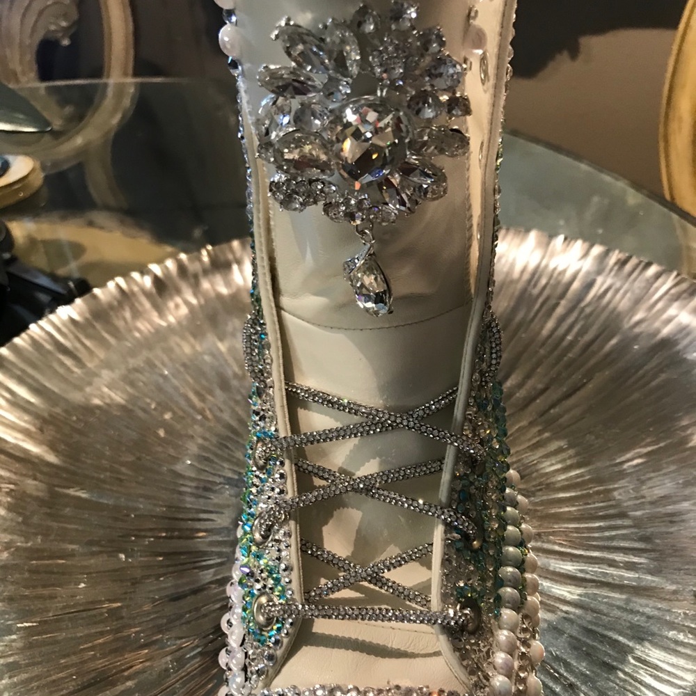 Bling crystals